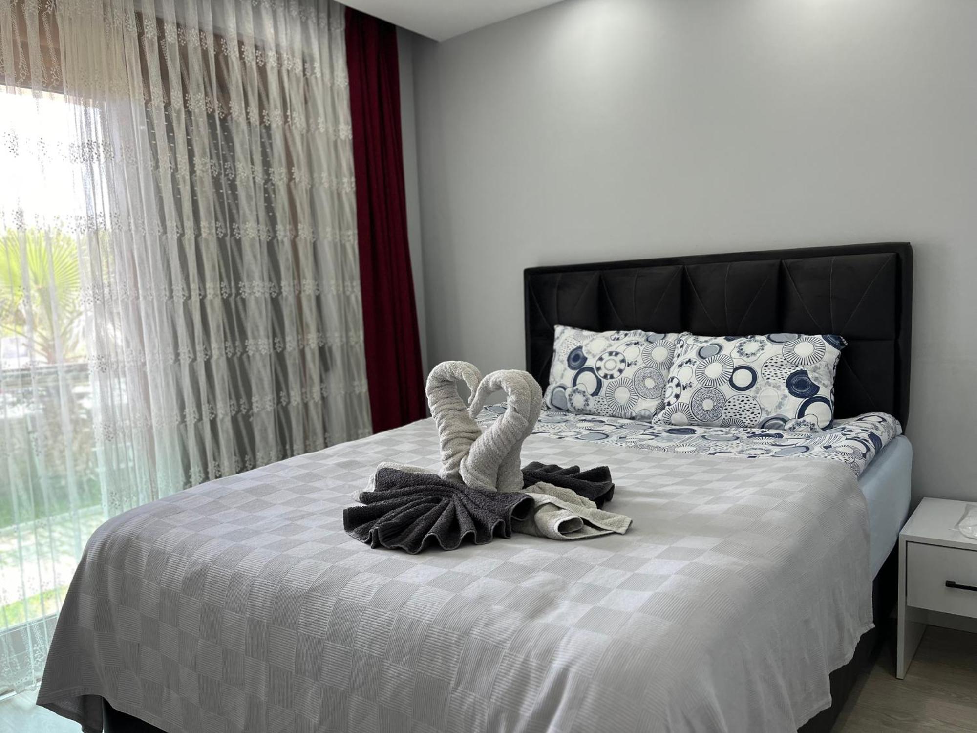 Gardenya Lara Suit Hotel อันตัลยา ภายนอก รูปภาพ