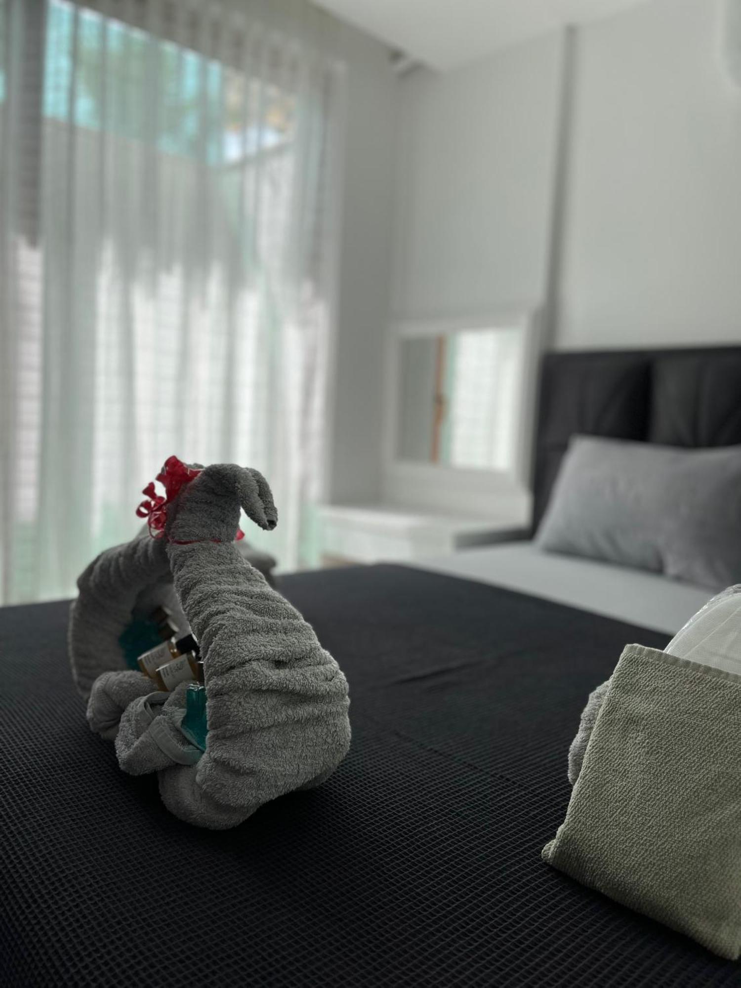Gardenya Lara Suit Hotel อันตัลยา ภายนอก รูปภาพ