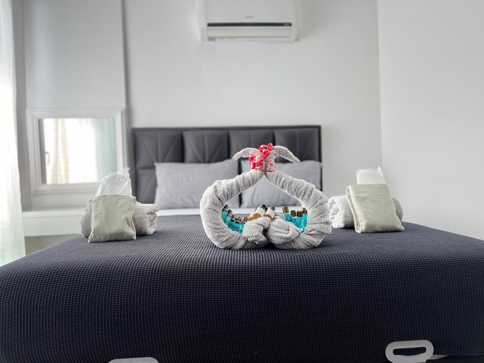 Gardenya Lara Suit Hotel อันตัลยา ภายนอก รูปภาพ